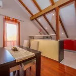 Marijana Zadarvillas * Galovac (Zadar)