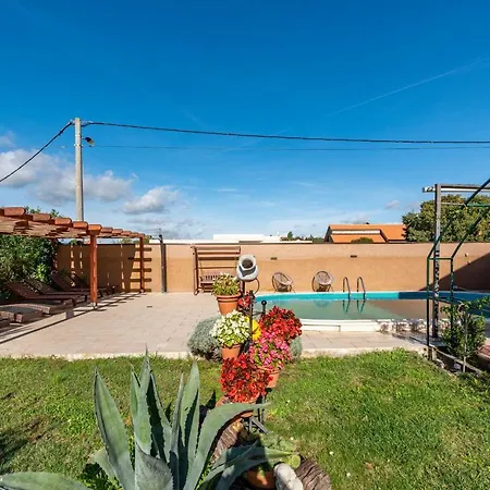 빌라 Marijana Zadarvillas Galovac (Zadar)