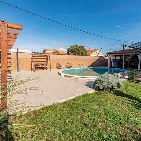 Marijana Zadarvillas 빌라 *