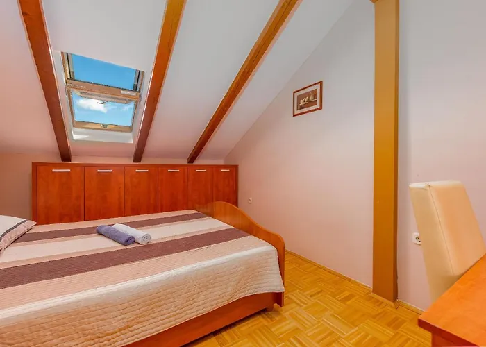 Marijana Zadarvillas