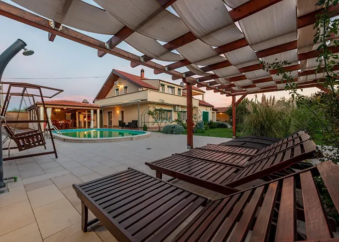 Marijana Zadarvillas 빌라 *