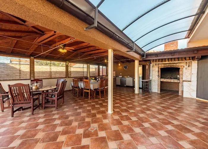 Marijana Zadarvillas *