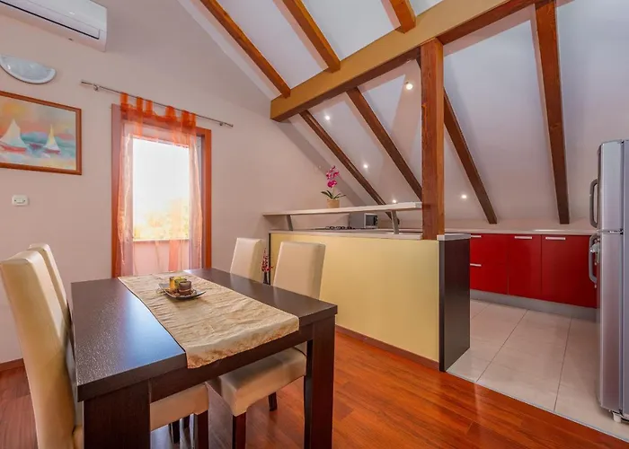 Marijana Zadarvillas * Galovac (Zadar)